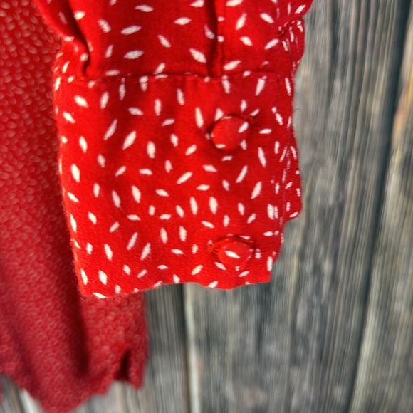 Sam Button Down Shirt- Red Multi- Size Medium - Picture 5 of 12